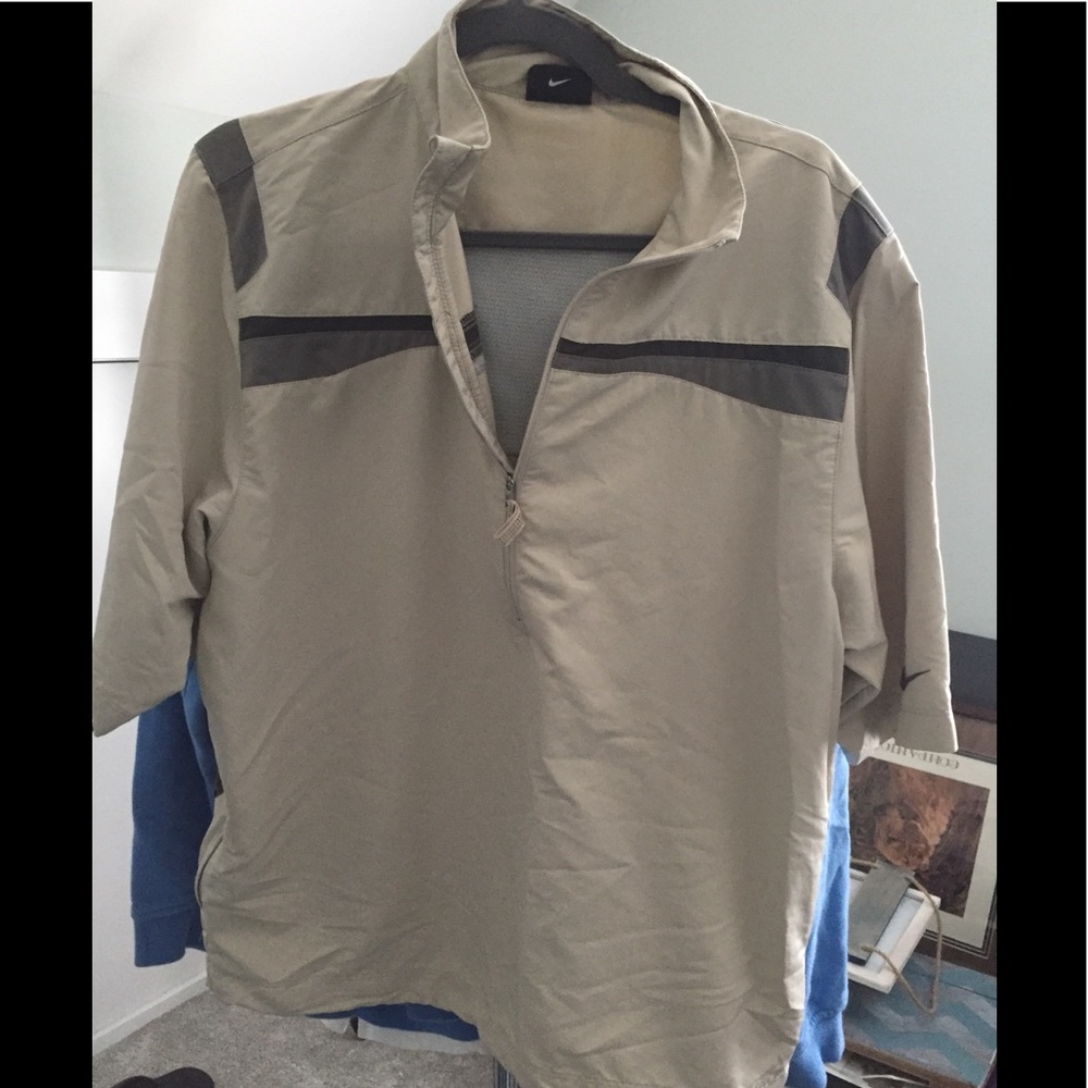 Nike Golf short sleeve wind shirt